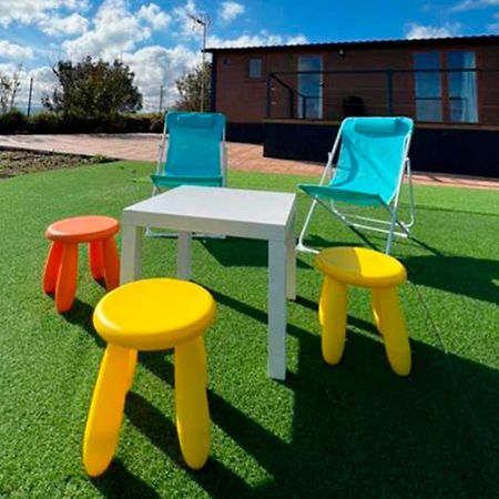 Apartamentos Via Street 3000 Hinojedo Екстериор снимка